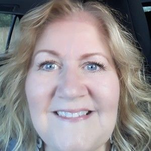 Meet your Posher, Stacye